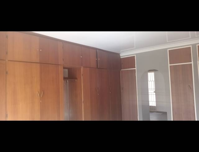 4 BEDROOM FREESTANDING FOR SALE IN NESERHOF
